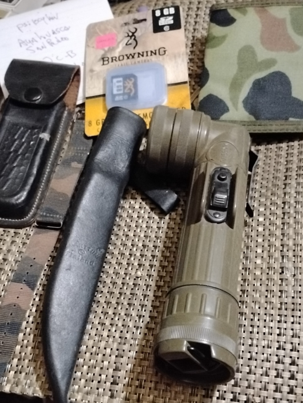 Army Flashlight/Sheaths/Memory Card/Camo Pair